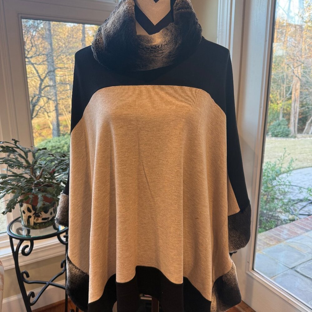 Beautiful Saks Fifth Avenue Cape with faux chinchilla fur trim